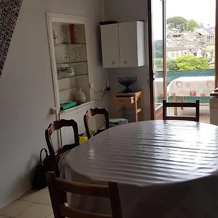 Bel-vue Perigord, Gite Avec Vue Imprenable , Piscine Feriehus Belvès