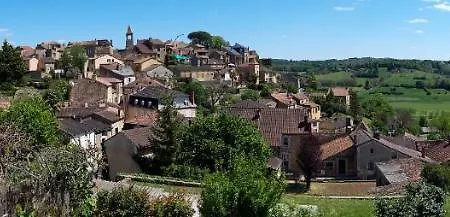 Bel-vue Perigord, Gite Avec Vue Imprenable , Piscine