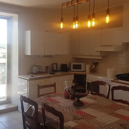Bel-vue Perigord, Gite Avec Vue Imprenable , Piscine Feriehus *